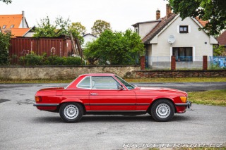 Ostatní značky Ostatní modely Mercedes Benz 380 SL R107 1983