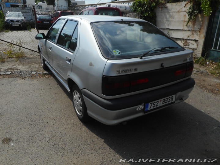 Renault 19 RN 1995