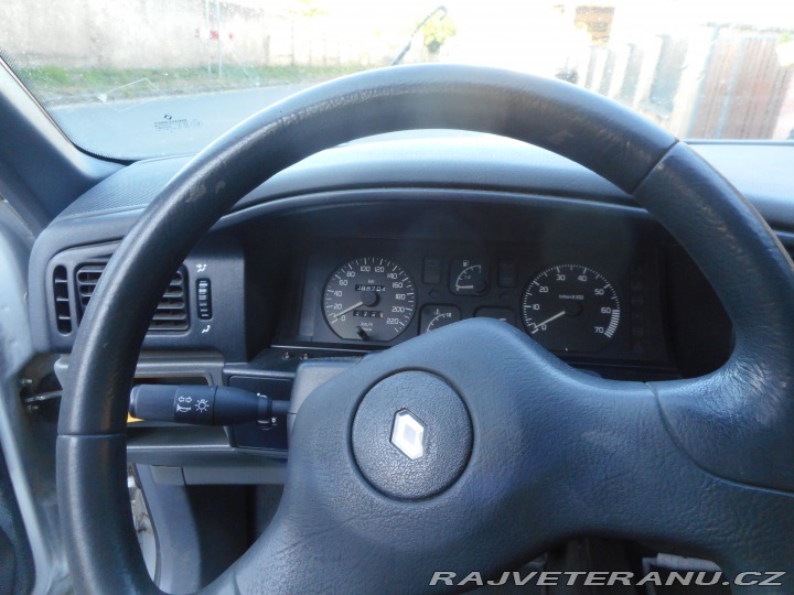 Renault 19 RN 1995