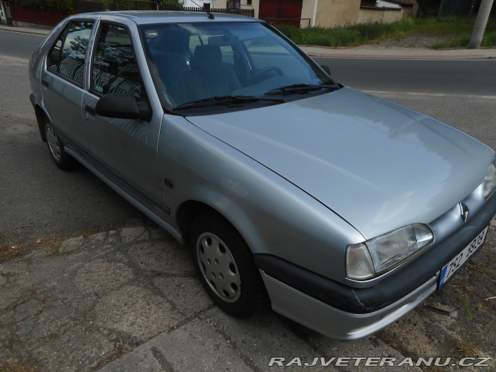 Renault 19 RN 1995
