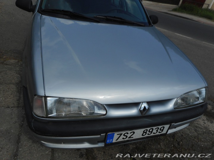 Renault 19 RN 1995