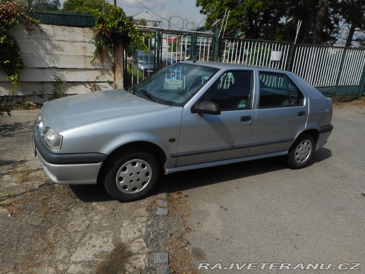 Renault 19 RN 1995