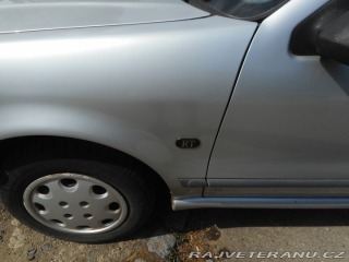 Renault 19 RN 1995