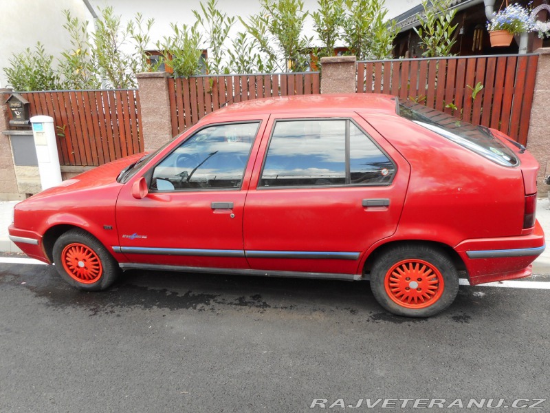Renault 19 GTS