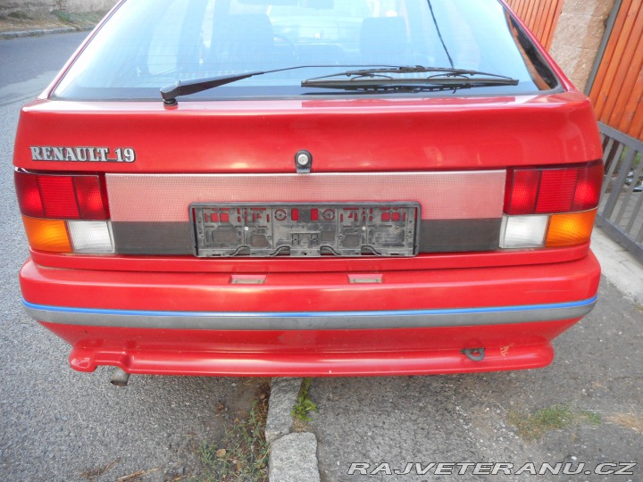 Renault 19 GTS 1991