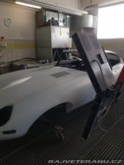 Jaguar E-Type FHC coupe 1964