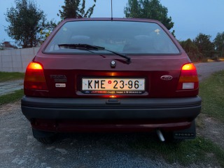 Ford Fiesta Mk3 1.3 CFi (Classic) 1996