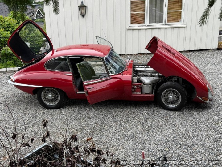 Jaguar E-Type 1966