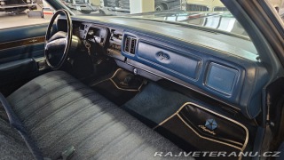 Chrysler Newport 400 V8 1974