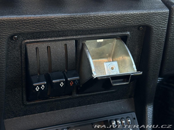 Škoda Rapid 130 5speed 43kW Autorádio 1988