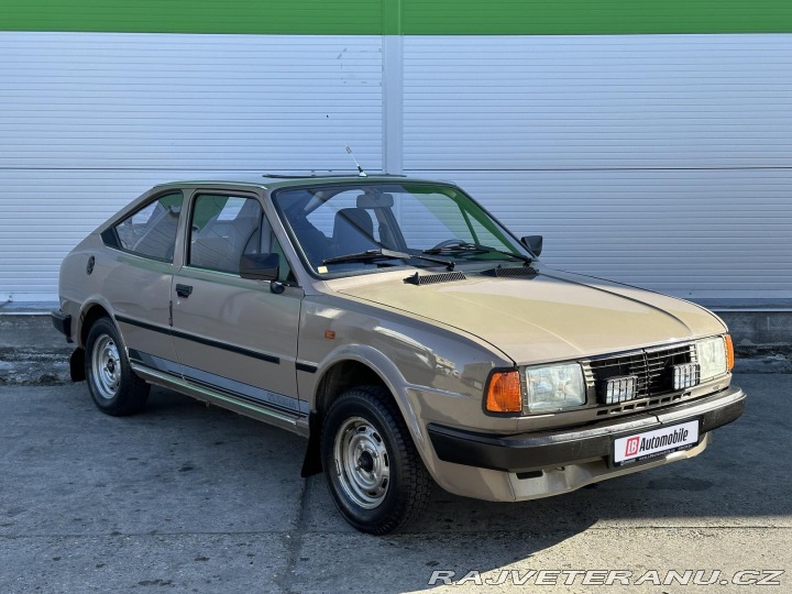 Škoda Rapid 130 5speed 43kW Autorádio 1988
