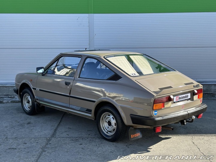 Škoda Rapid 130 5speed 43kW Autorádio 1988