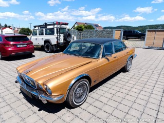 Jaguar XJ 