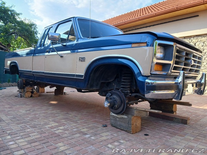 Ostatní značky Ostatní modely F150 SUPERCAB 4WD 1986