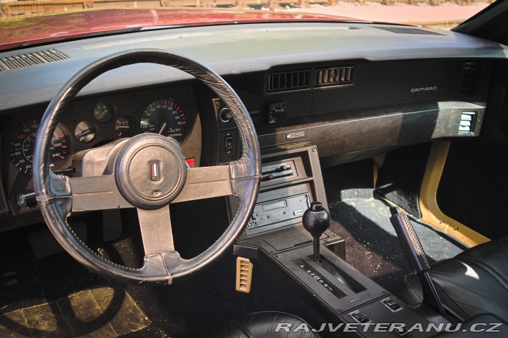 Chevrolet Camaro 1983