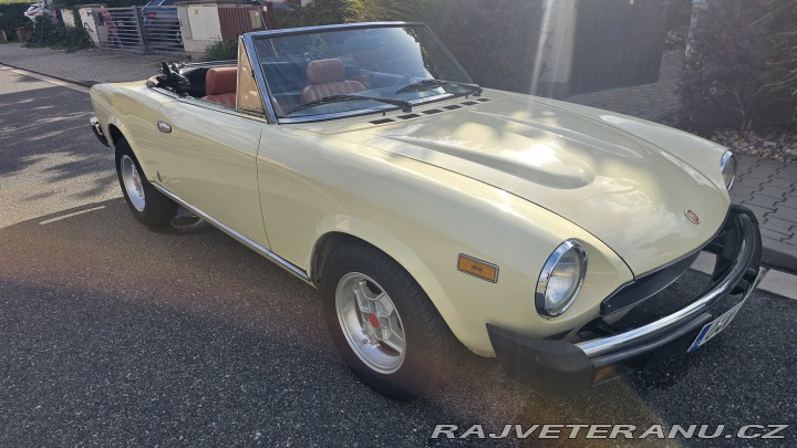 Fiat 124 Spider CS2 1979