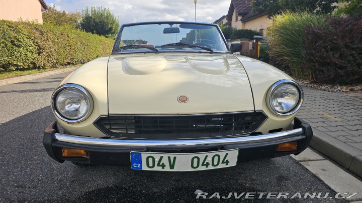 Fiat 124 Spider CS2 1979