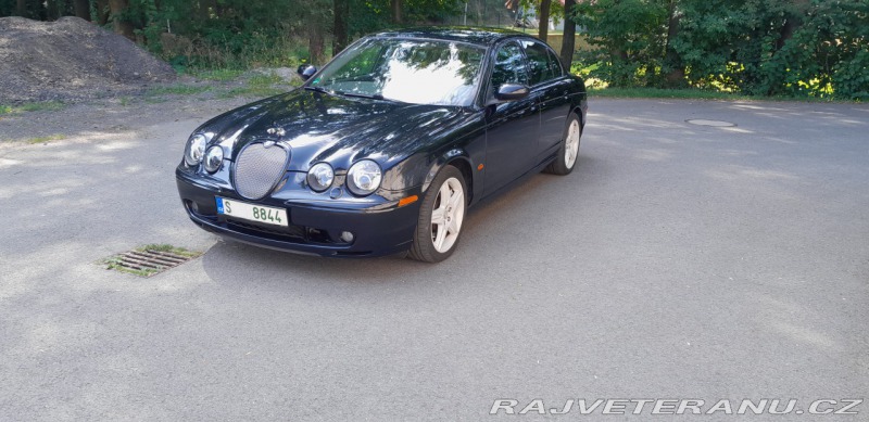 Jaguar S-Type R