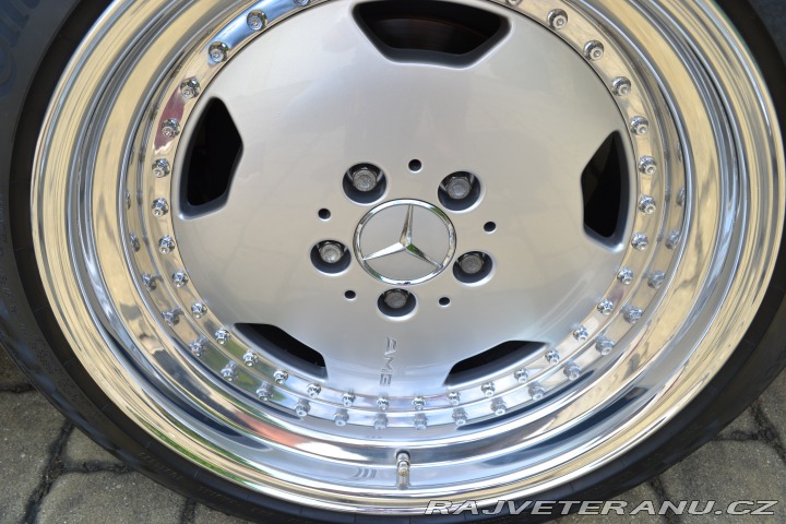 Mercedes-Benz SL SL500 R129-5.0,V8,235kW 1993