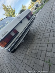 Mercedes-Benz 200 W123 1982