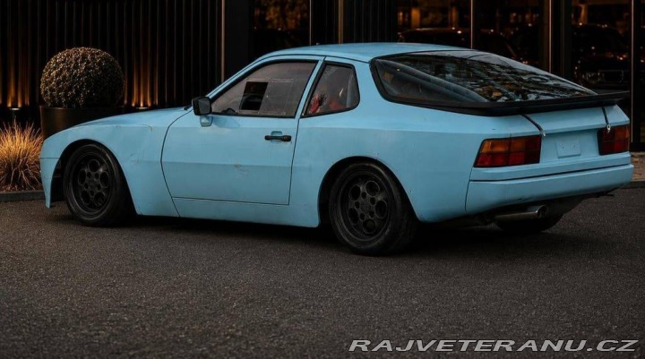 Porsche 944  1986