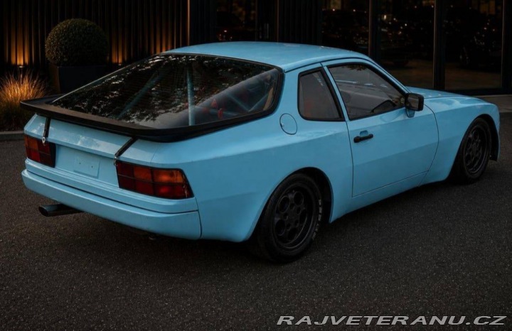 Porsche 944  1986