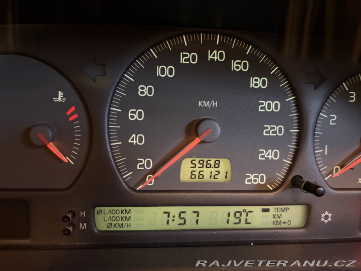Volvo Ostatní modely C70 2001