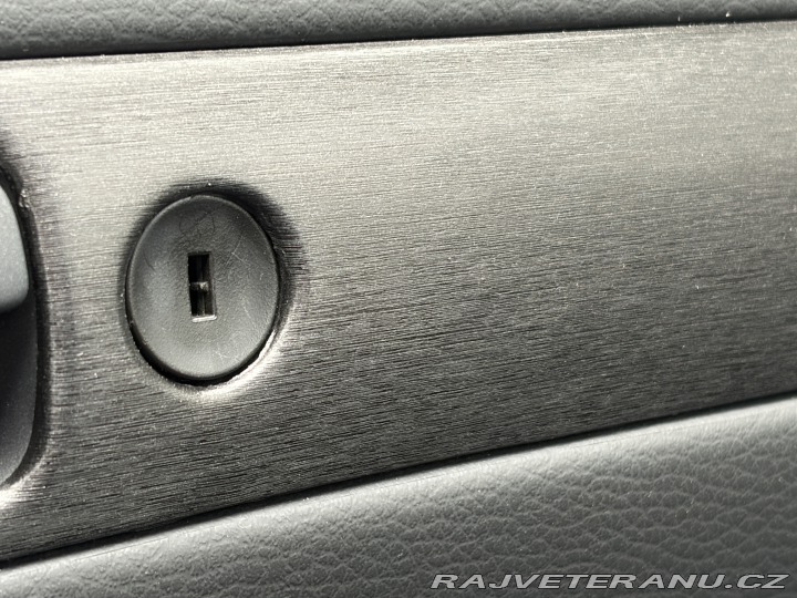 Volvo Ostatní modely C70 2001