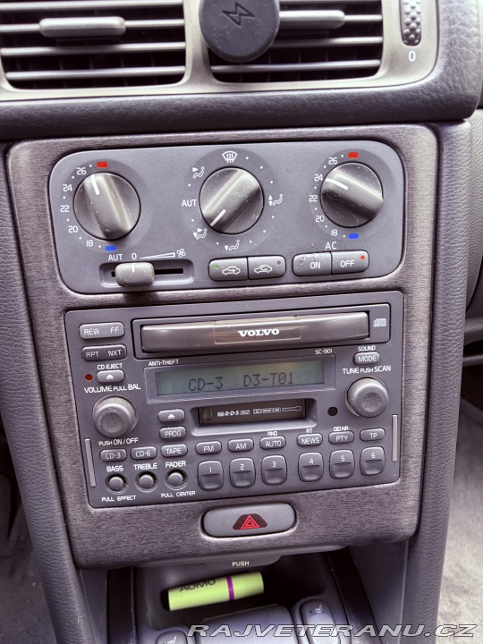 Volvo Ostatní modely C70 2001