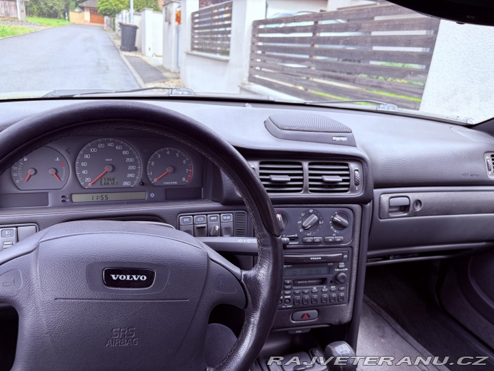 Volvo Ostatní modely C70 2001