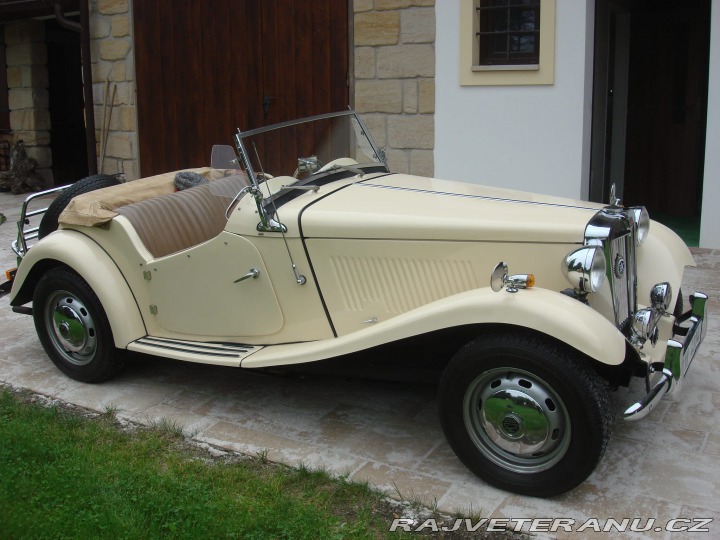 MG TD  1982