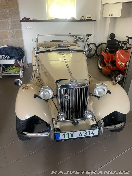 MG TD  1982