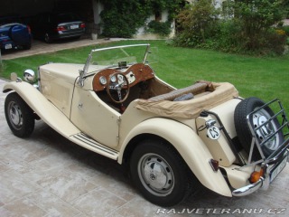 MG TD  1982