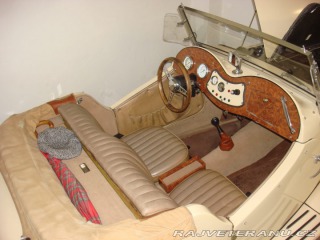 MG TD  1982