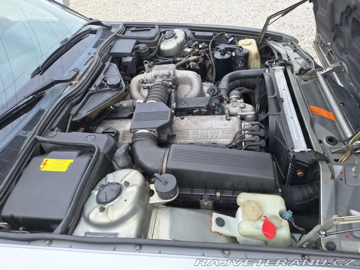 BMW 7 E32 730i 1987