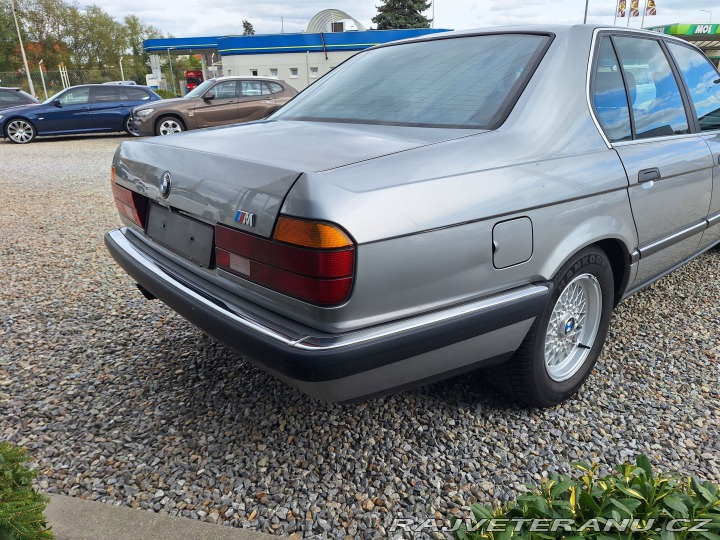 BMW 7 E32 730i 1987