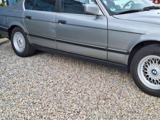 BMW 7 E32 730i 1987