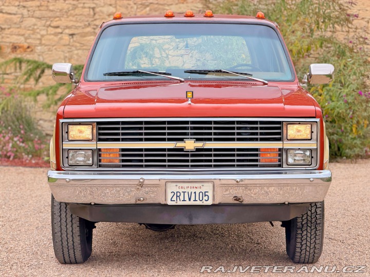 Chevrolet Suburban K20 Silverado 5.7 V8 4x4 1983