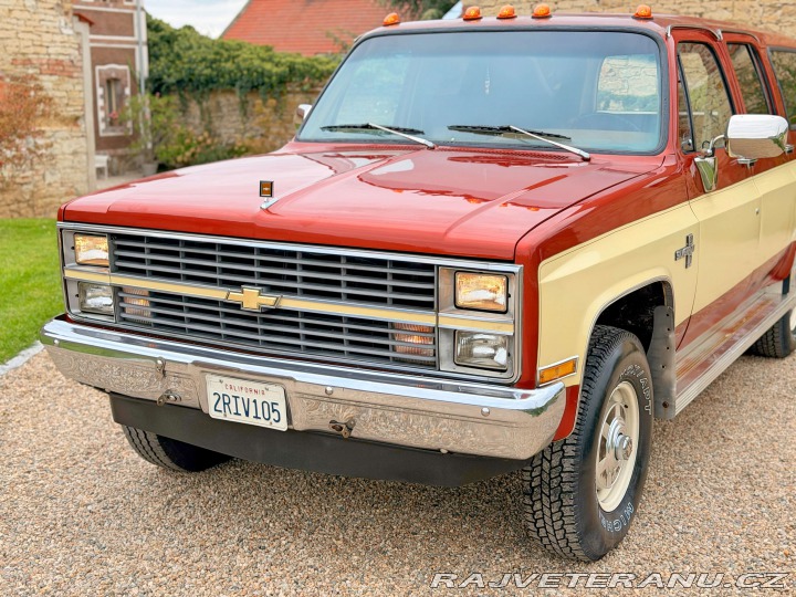 Chevrolet Suburban K20 Silverado 5.7 V8 4x4 1983