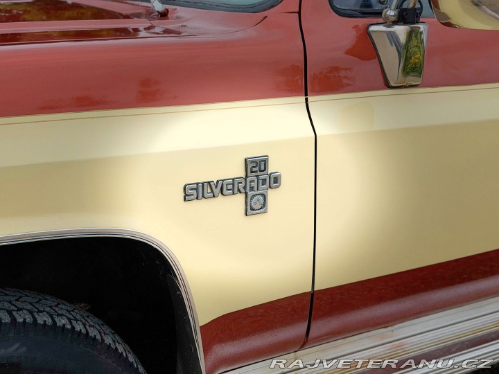 Chevrolet Suburban K20 Silverado 5.7 V8 4x4 1983
