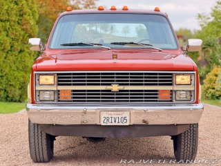 Chevrolet Suburban K20 Silverado 5.7 V8 4x4 1983
