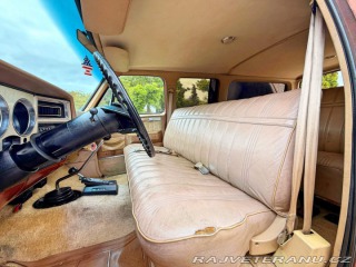 Chevrolet Suburban K20 Silverado 5.7 V8 4x4 1983