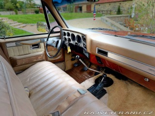 Chevrolet Suburban K20 Silverado 5.7 V8 4x4 1983
