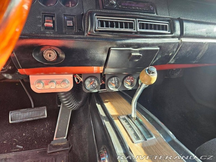Dodge Charger 383 V8 1969
