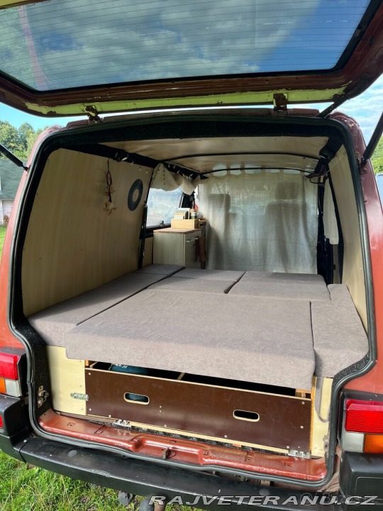 Volkswagen Ostatní modely Transporter 1,9   TD 50 kW | 1994 | S 1994