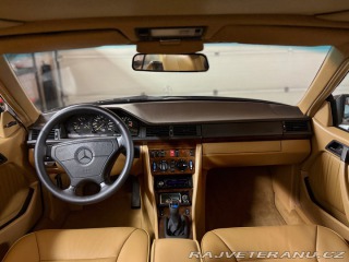 Mercedes-Benz 300 W124 1992