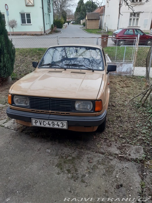 Škoda 105