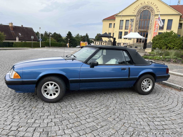 Ford Mustang XL kabriolet 1989