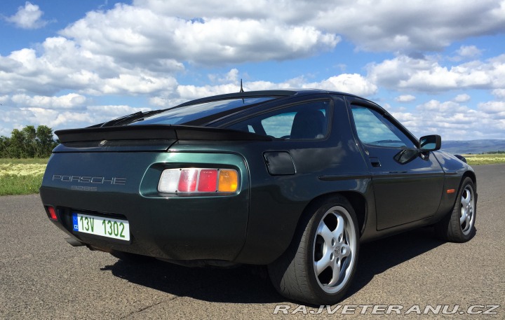 Porsche 928 S 1986