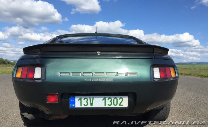 Porsche 928 S 1986